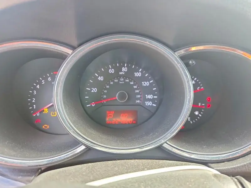 2012 KIA SORENTO LX  