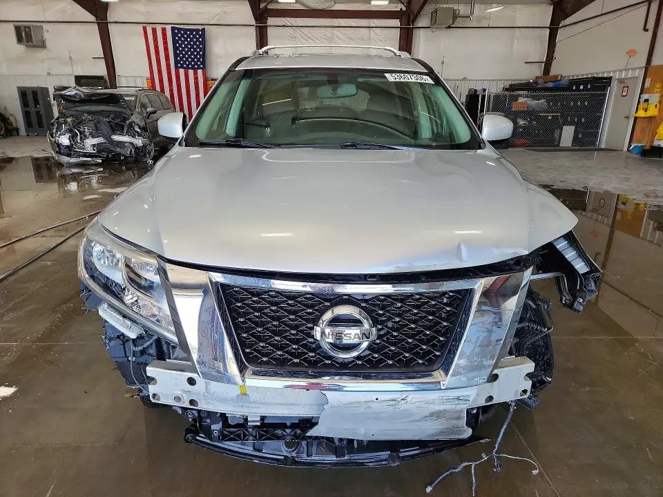 2015 NISSAN PATHFINDER SV  