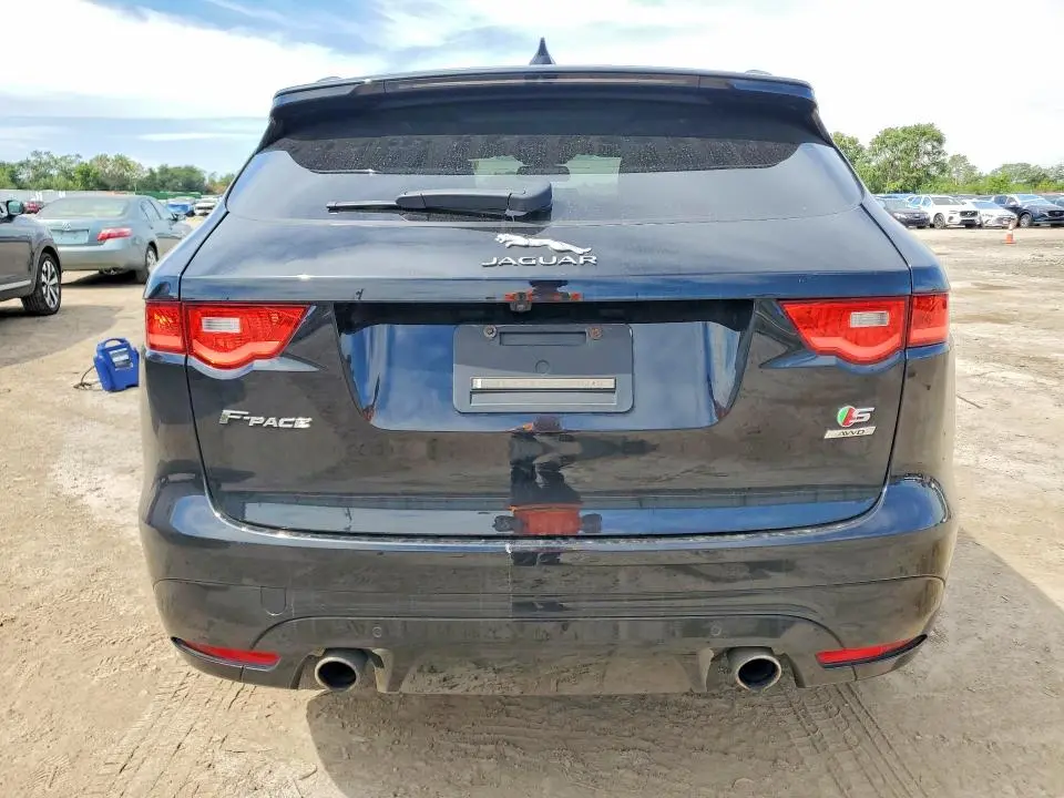 2018 JAGUAR F-PACE S  