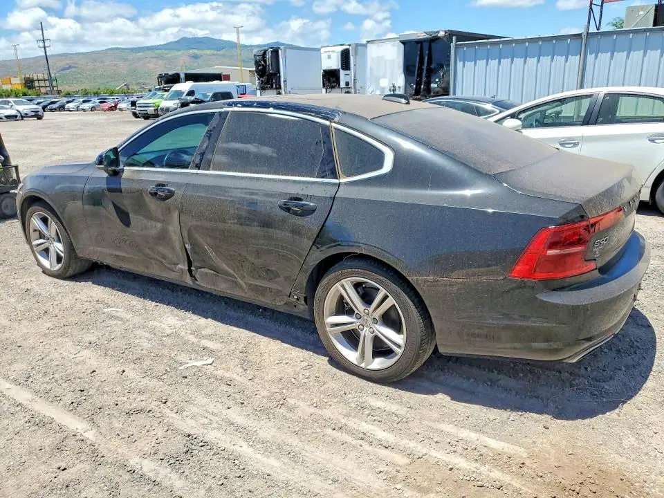2019 VOLVO S90   