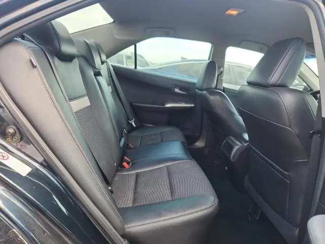 2014 TOYOTA CAMRY SE  