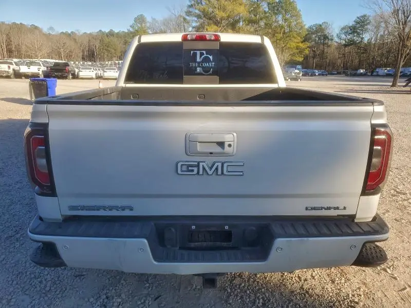 2018 GMC SIERRA K1500 DENALI  