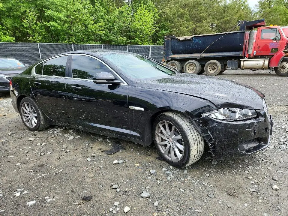2015 JAGUAR XF 2.0T PREMIUM  