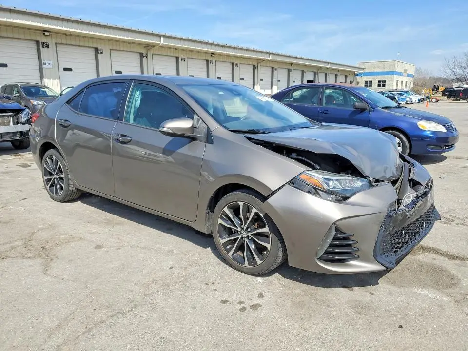 2018 TOYOTA COROLLA XSE  