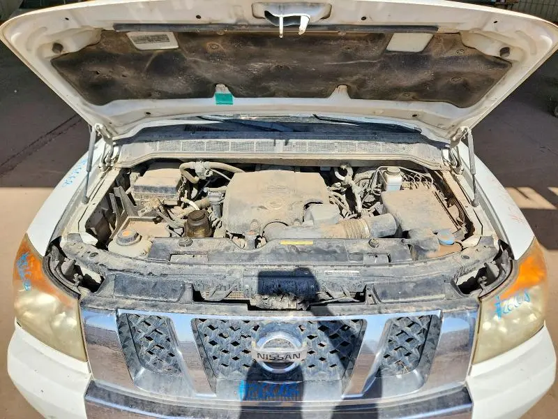 2013 NISSAN TITAN S  