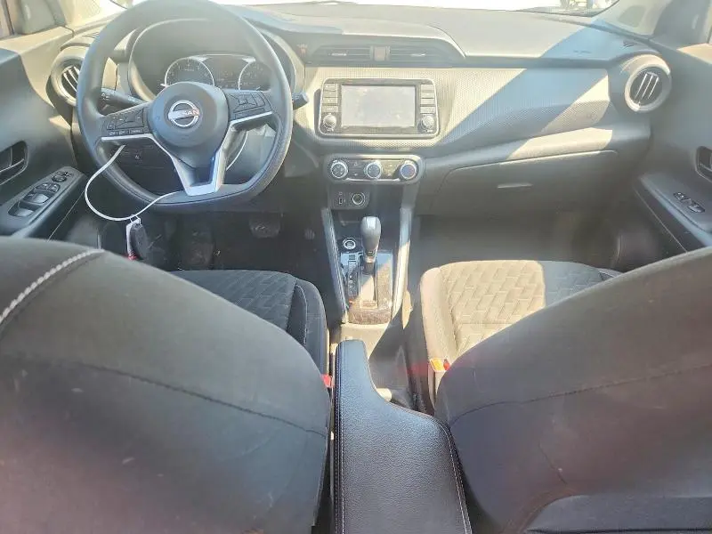 2022 NISSAN KICKS S  