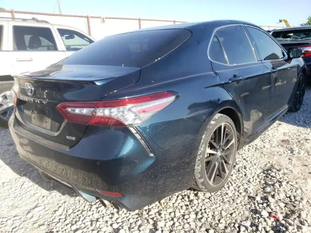 2018 TOYOTA CAMRY XSE