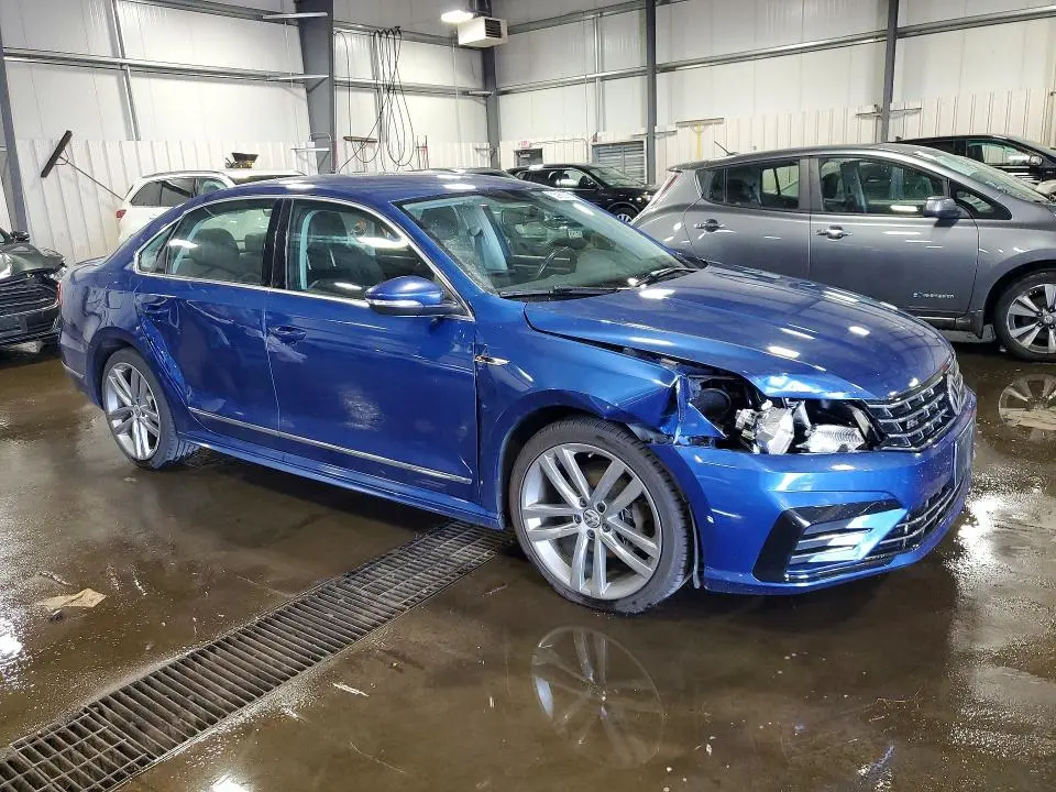 2017 VOLKSWAGEN PASSAT R-LINE  