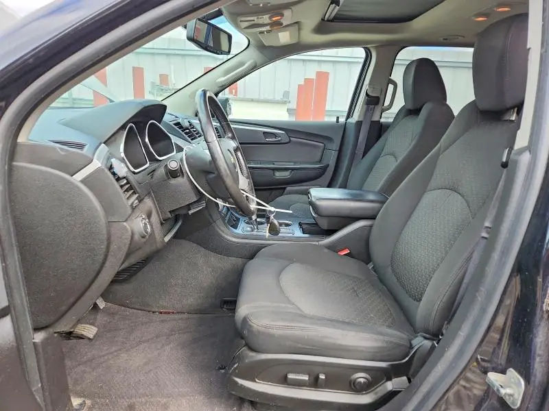 2012 CHEVROLET TRAVERSE LT  