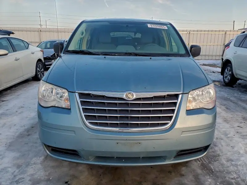 2010 CHRYSLER TOWN & COUNTRY LX  