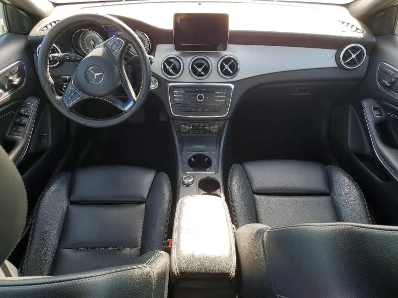 2017 MERCEDES-BENZ GLA 250  