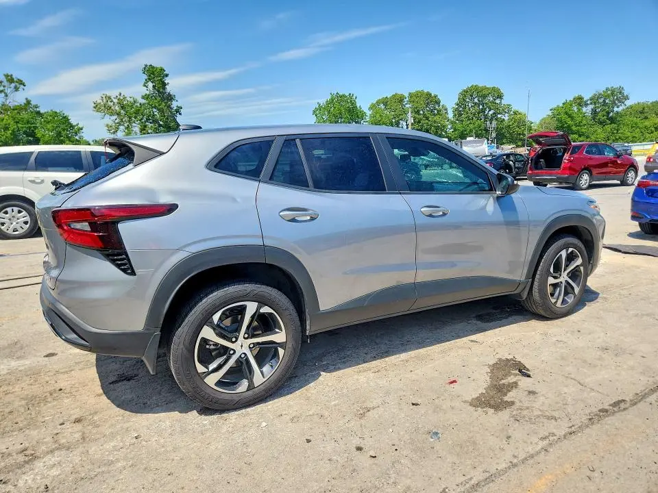 2025 CHEVROLET TRAX 1RS  
