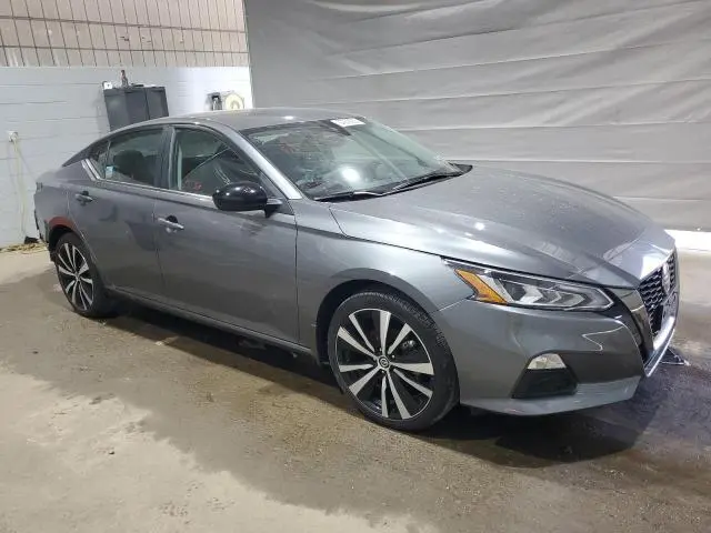 2021 NISSAN ALTIMA SR  
