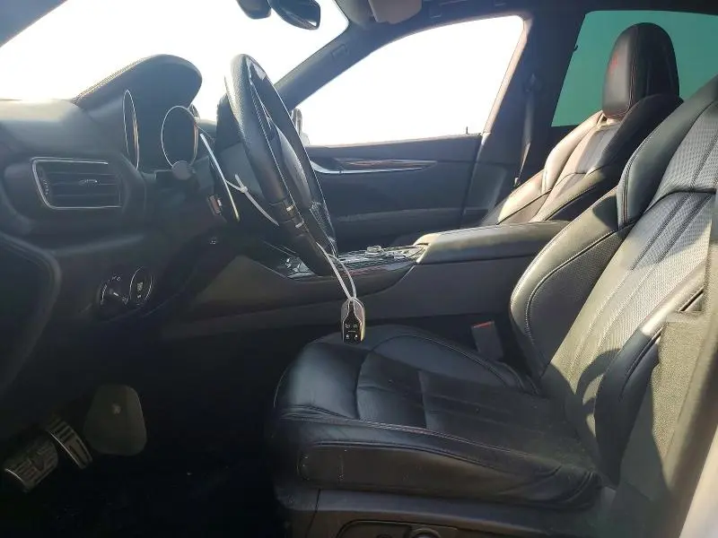 2018 MASERATI LEVANTE S SPORT  