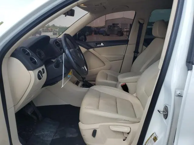 2015 VOLKSWAGEN TIGUAN S  