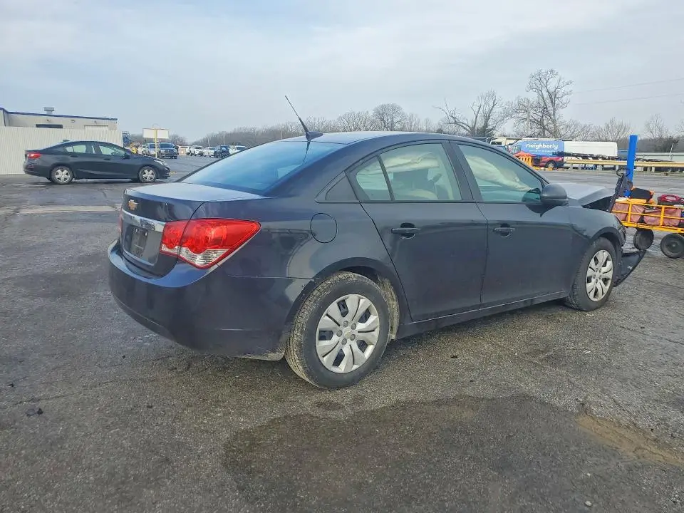 2013 CHEVROLET CRUZE LS  