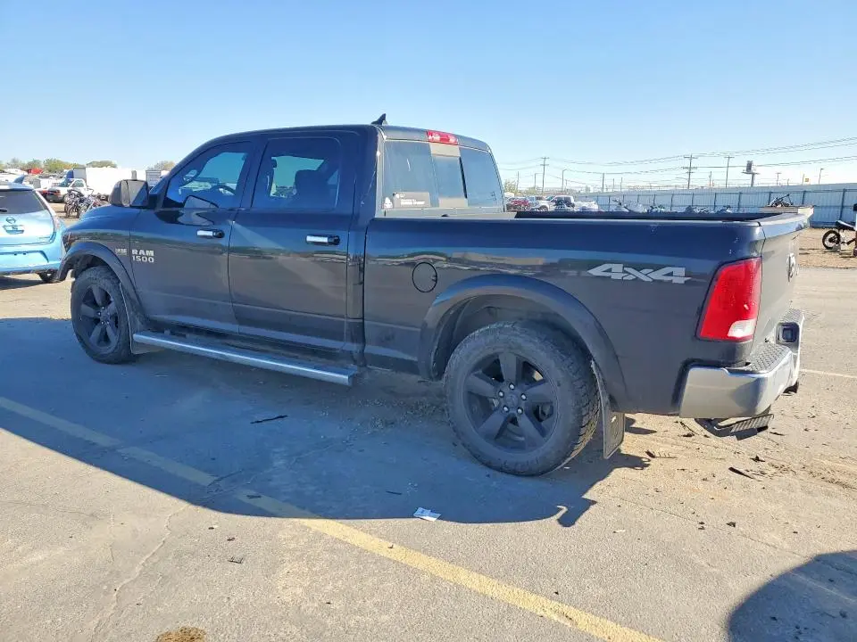 2018 RAM 1500 SLT  