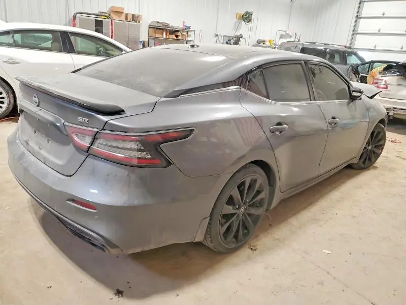 2021 NISSAN MAXIMA SR  