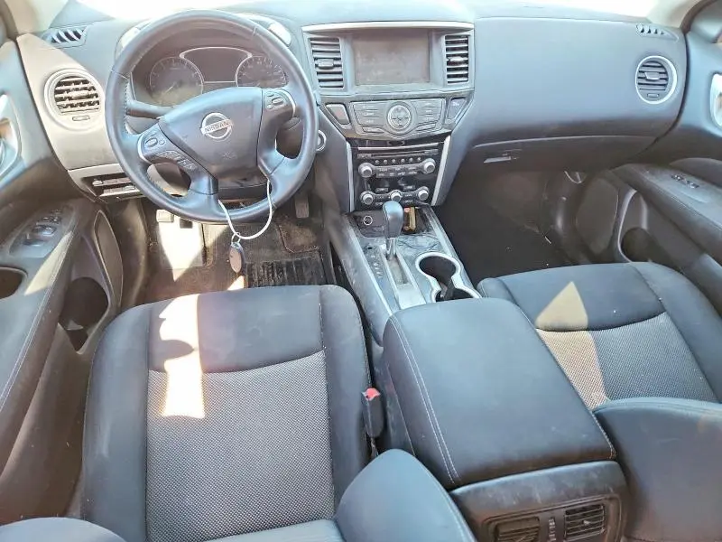 2017 NISSAN PATHFINDER SV  