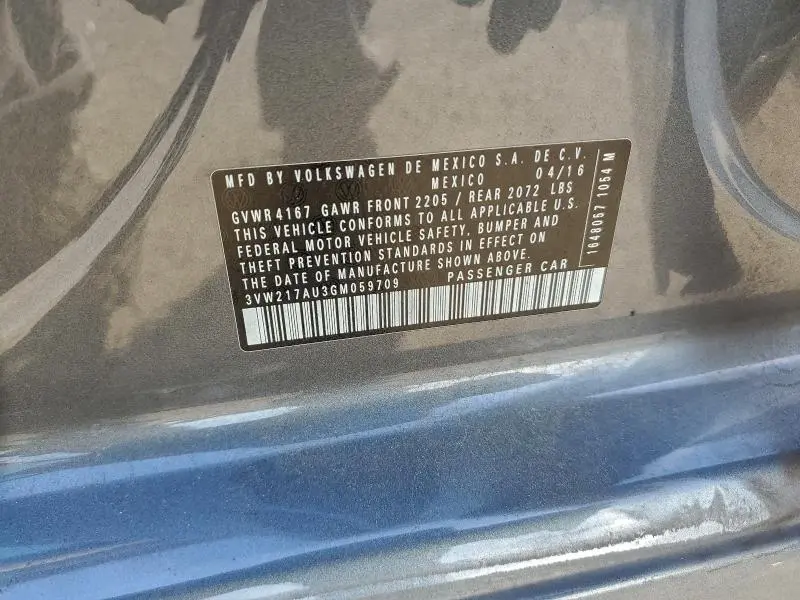 2016 VOLKSWAGEN GOLF S/SE  