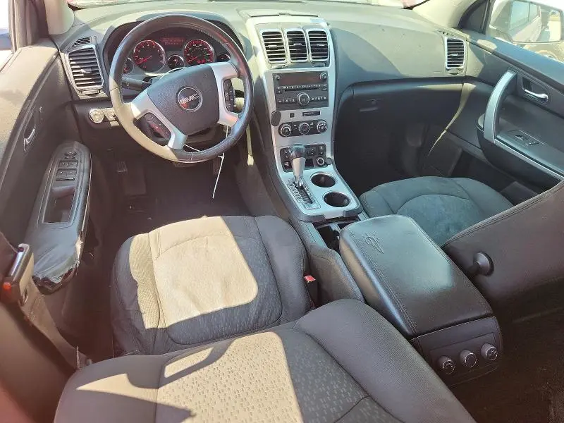 2011 GMC ACADIA SLE  