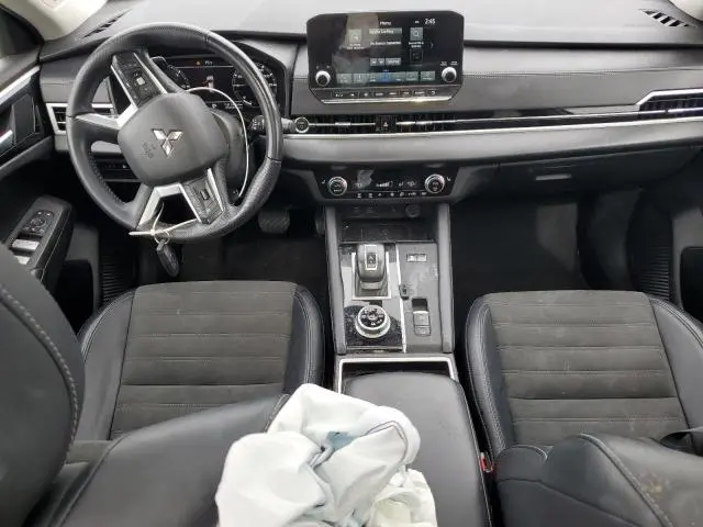 2023 MITSUBISHI OUTLANDER SE