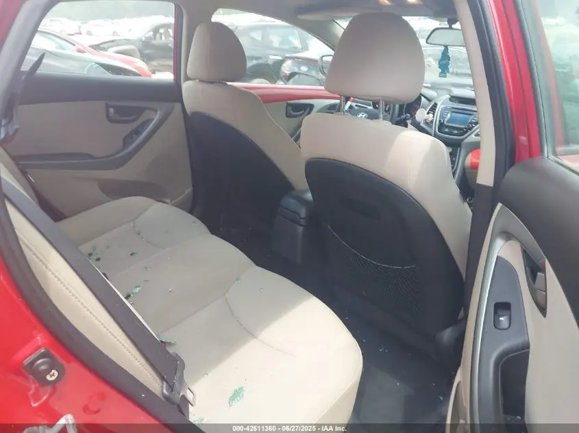 2015 HYUNDAI ELANTRA SE