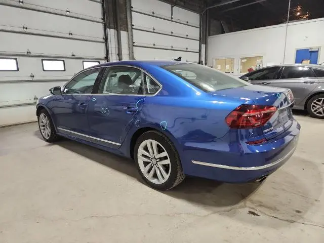 2017 VOLKSWAGEN PASSAT SE  