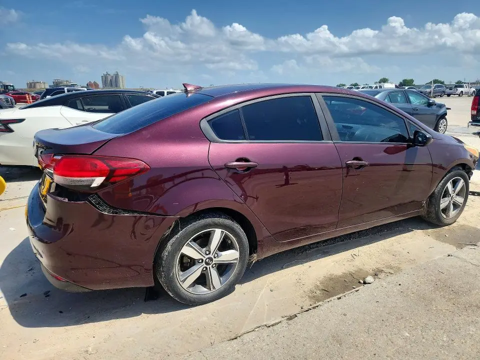 2018 KIA FORTE LX  