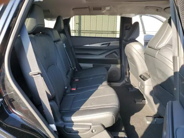 2024 INFINITI QX60 LUXE