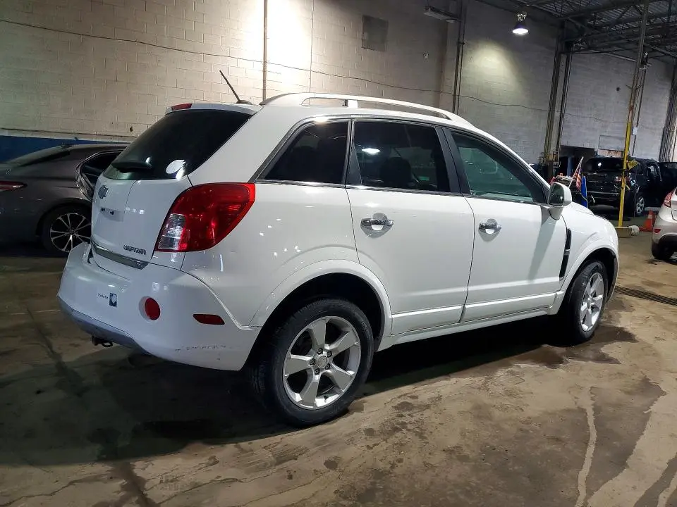 2014 CHEVROLET CAPTIVA LT  