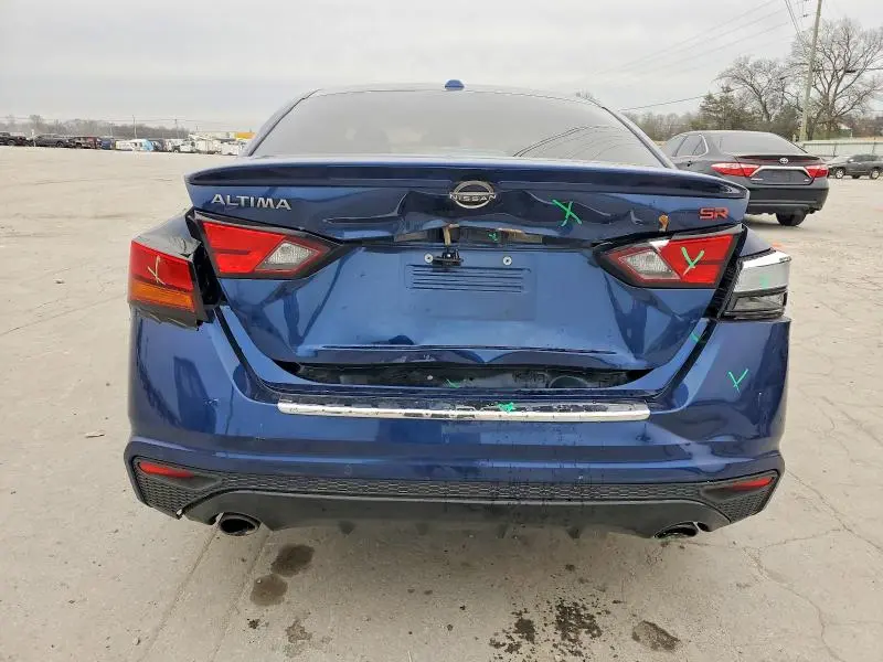 2023 NISSAN ALTIMA SR  