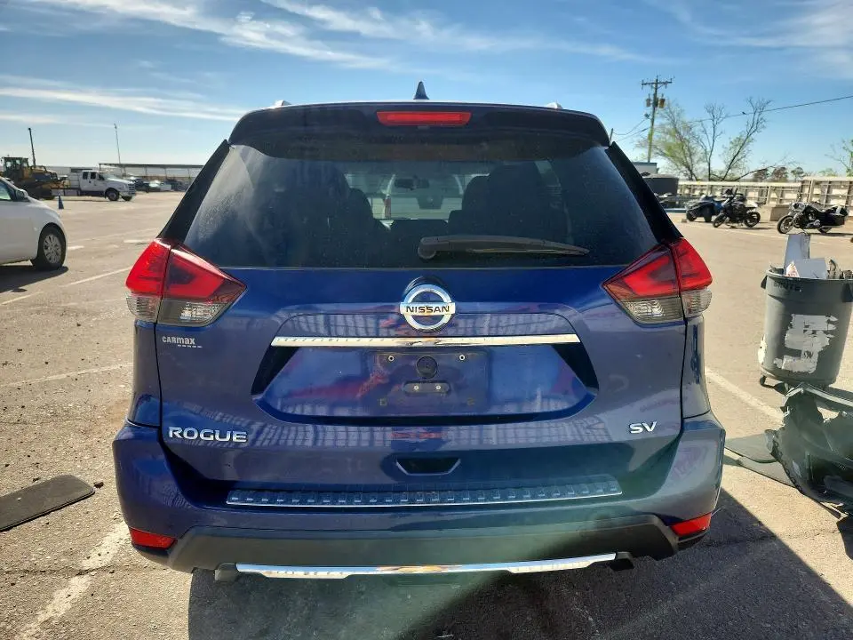 2017 NISSAN ROGUE SV  