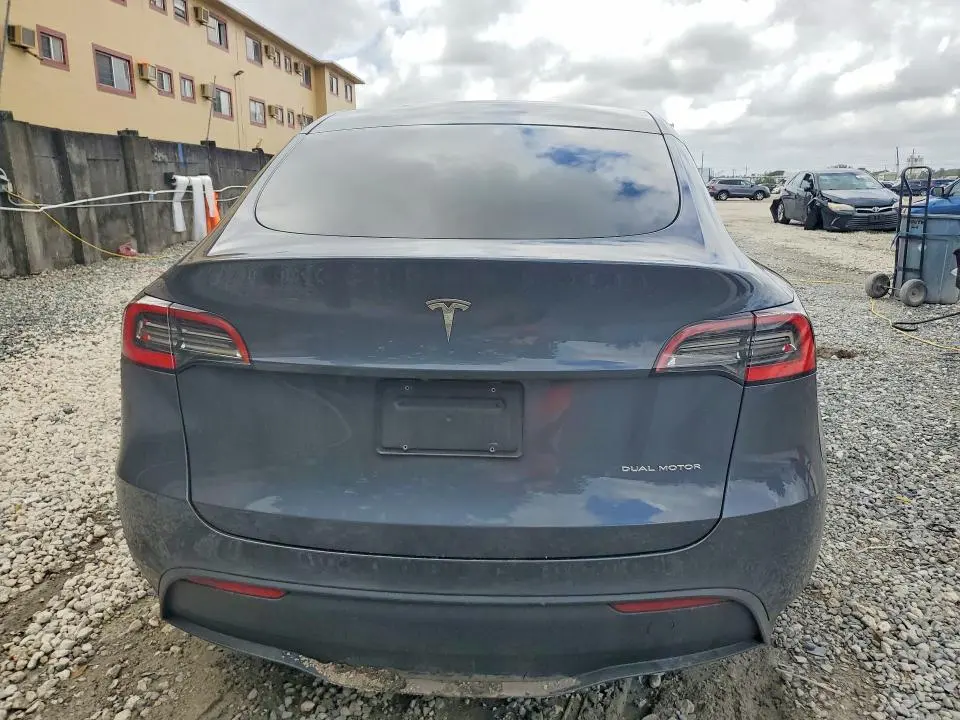 2021 TESLA MODEL Y   