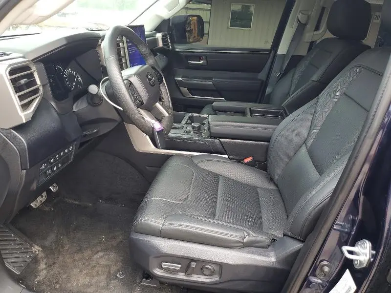 2024 TOYOTA TUNDRA CREWMAX  