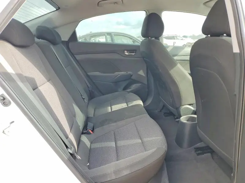 2022 HYUNDAI ACCENT SE  
