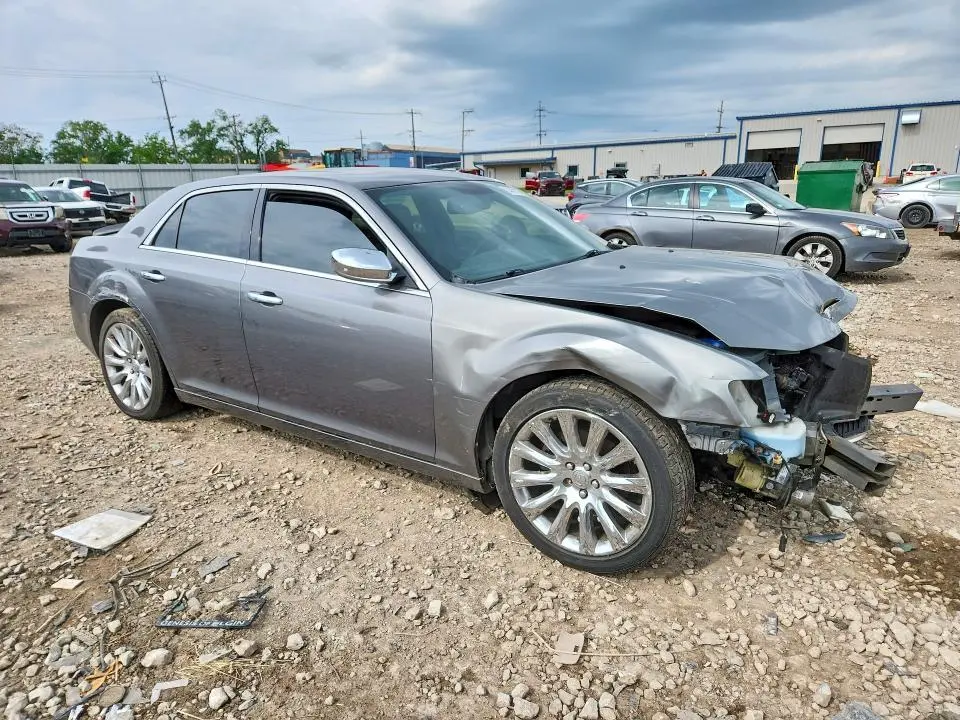 2011 CHRYSLER 300 LIMITED  