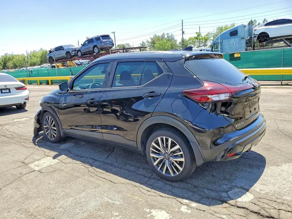 2022 NISSAN KICKS SV  