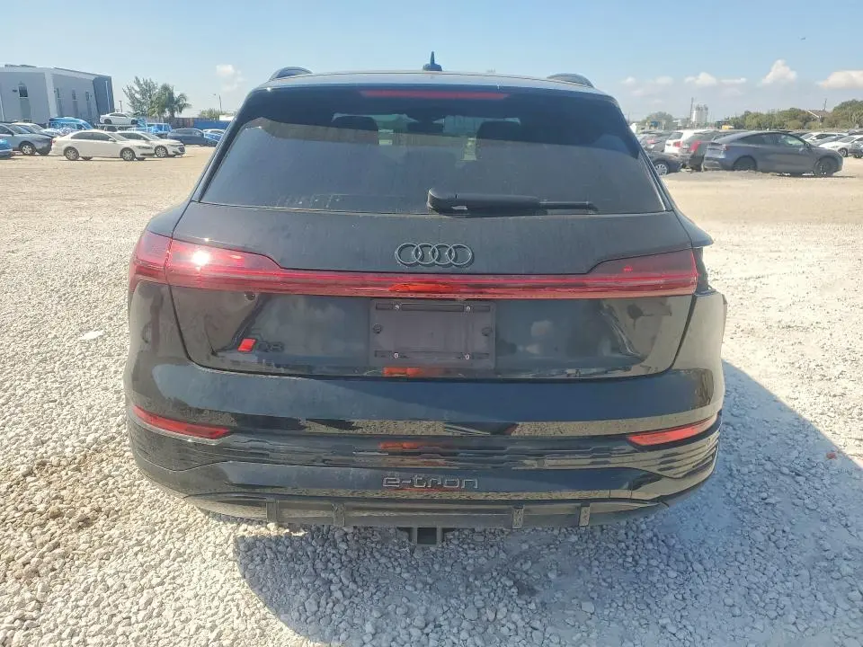2024 AUDI Q8 E-TRON PRESTIGE  