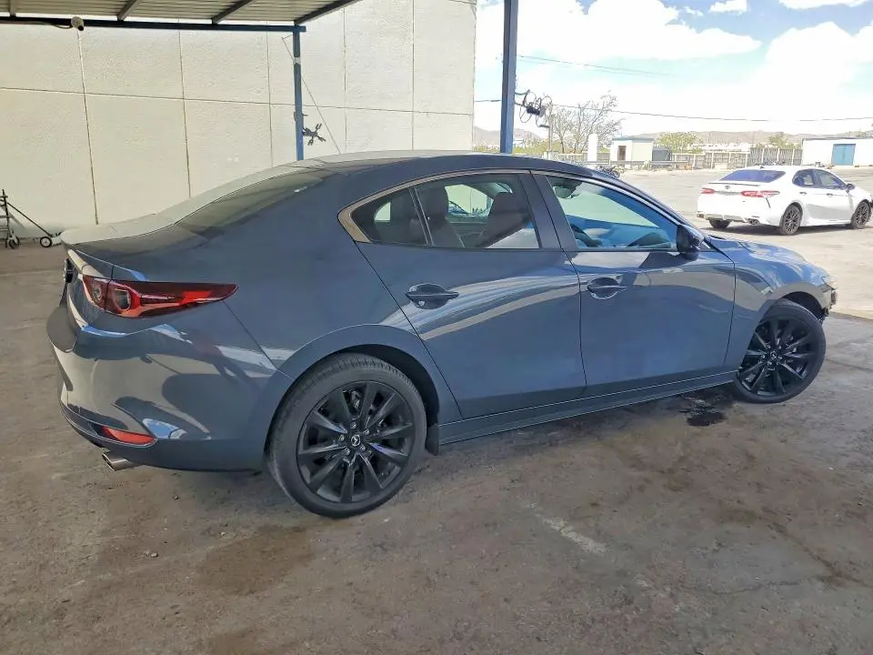 2025 MAZDA 3 PREFERRED  