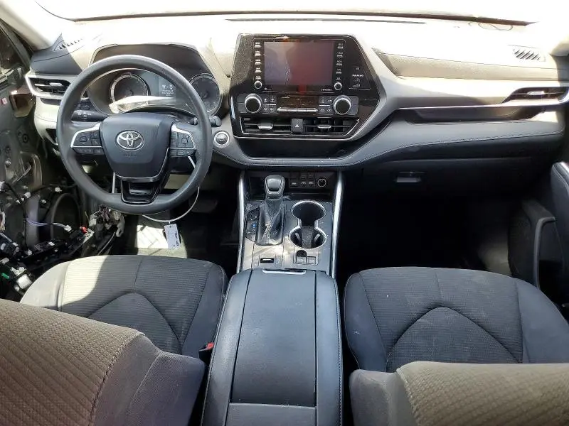 2020 TOYOTA HIGHLANDER L  