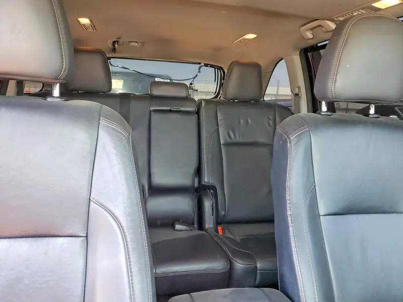 2014 TOYOTA HIGHLANDER XLE  