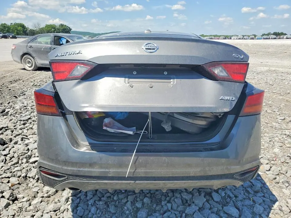 2022 NISSAN ALTIMA SV  
