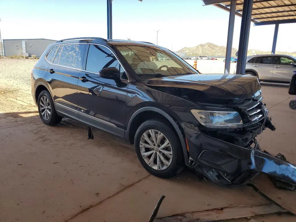 2018 VOLKSWAGEN TIGUAN SE  