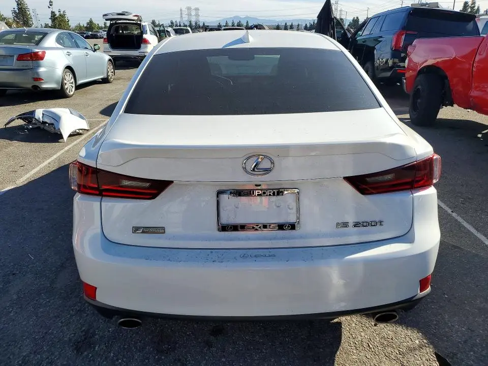 2016 LEXUS IS 200T BASE  