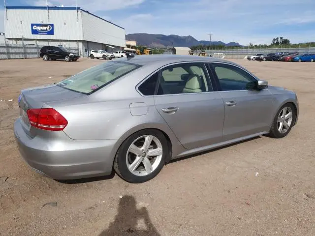 2012 VOLKSWAGEN PASSAT SE