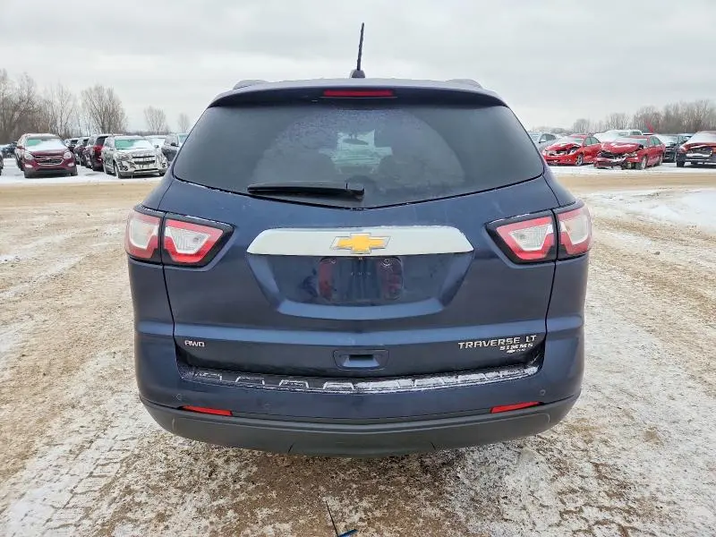 2016 CHEVROLET TRAVERSE LT  