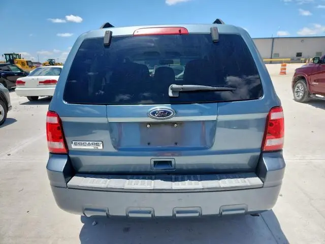 2011 FORD ESCAPE XLT