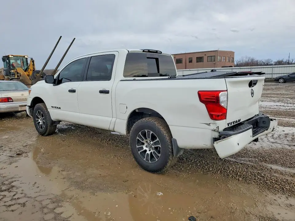 2021 NISSAN TITAN SV  
