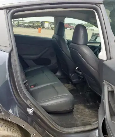 2024 TESLA MODEL Y   
